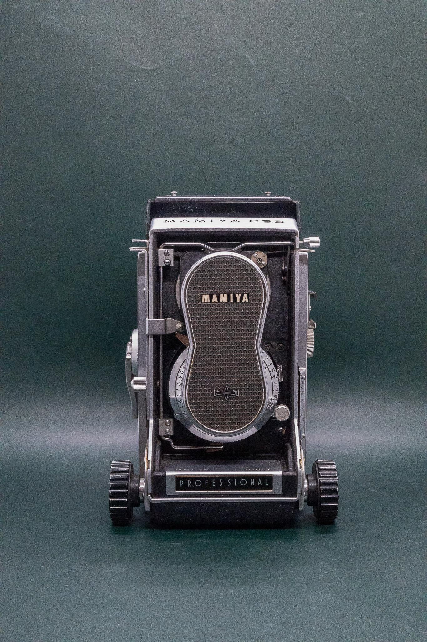 Mamiya C33 Professional