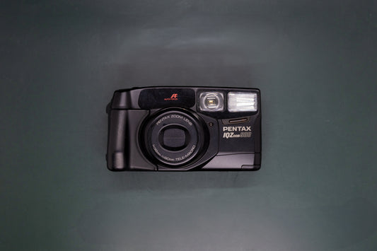 Pentax IQZoom 900