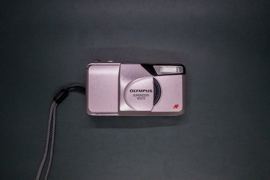 Olympus Superzoom 800 S